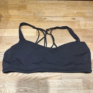 Black lululemon bra size 12